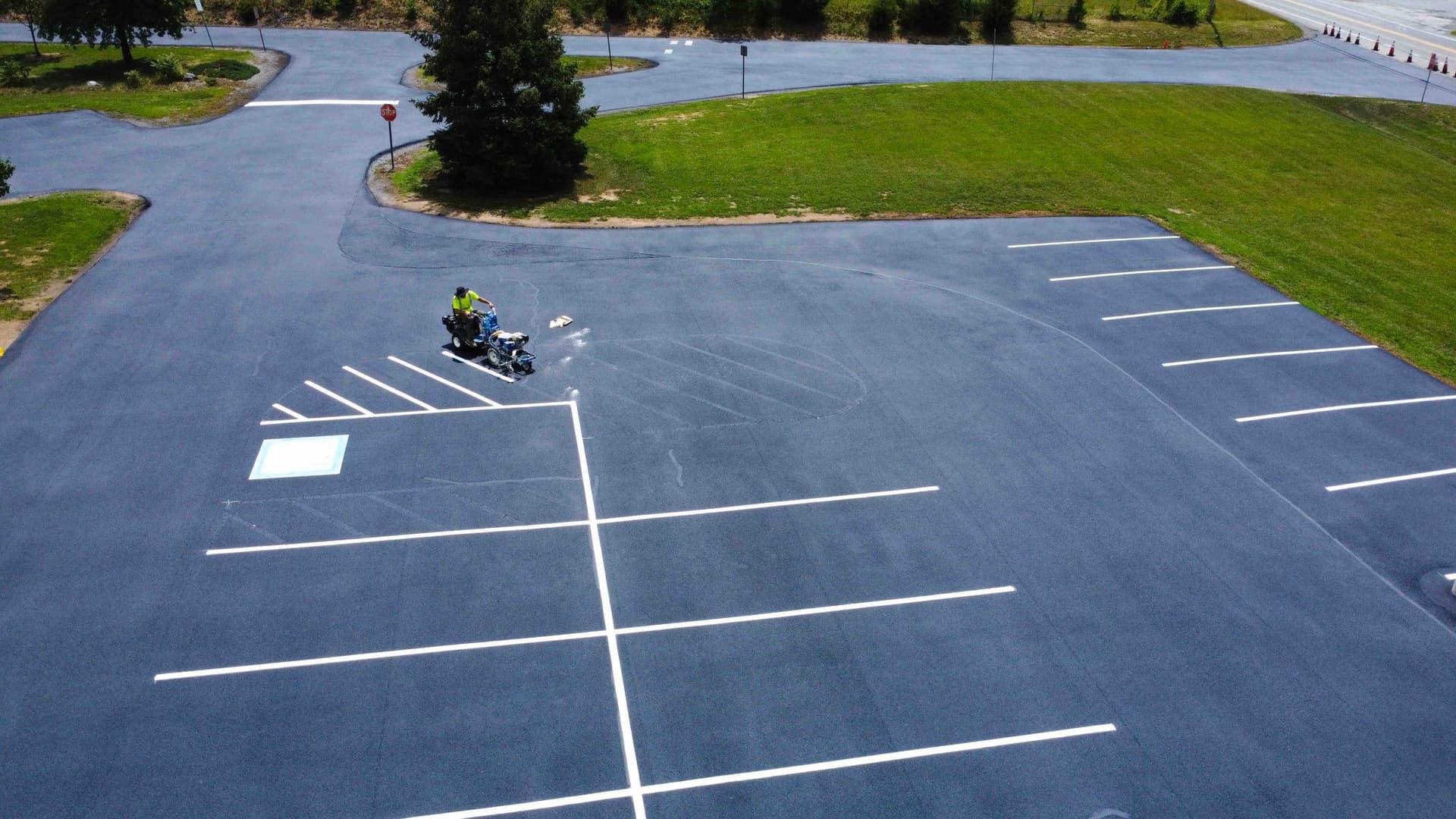 Save Money on the Cost of Parking Lot Striping in Jackson MS