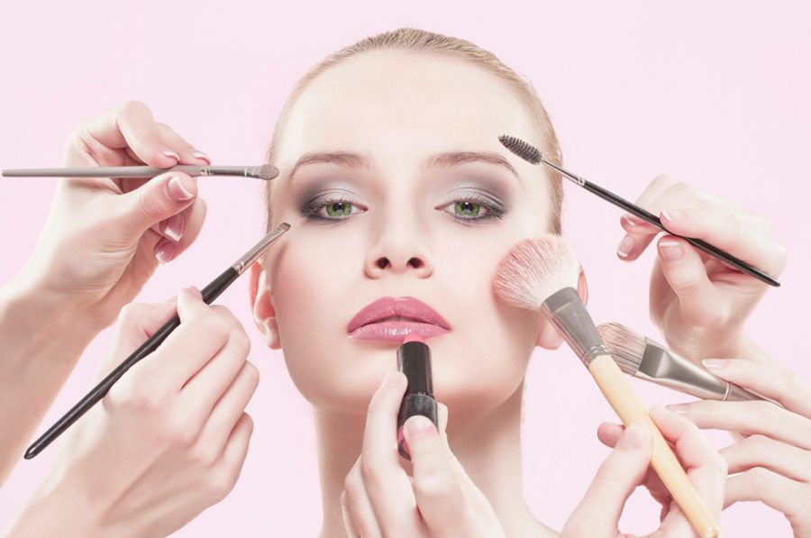 Master the Art of Makeup with Iver Academy's Advanced Makeup Courses