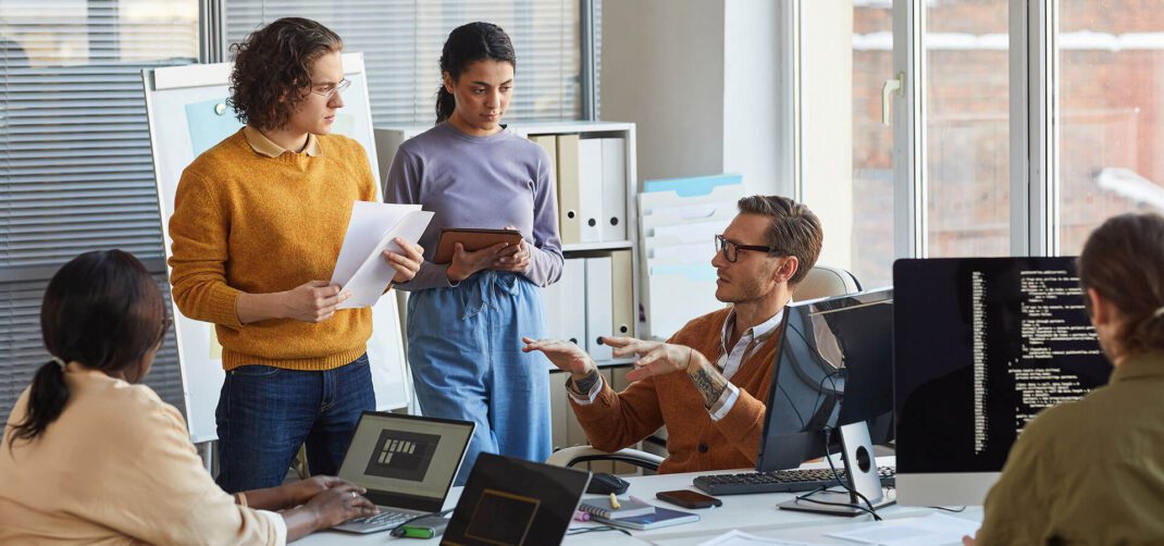 Leveraging Competitive Intelligence for Better Market Positioning