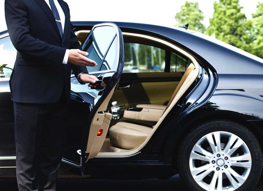 Reliable Limousine Service Oxford Mississippi for Airport Transfers