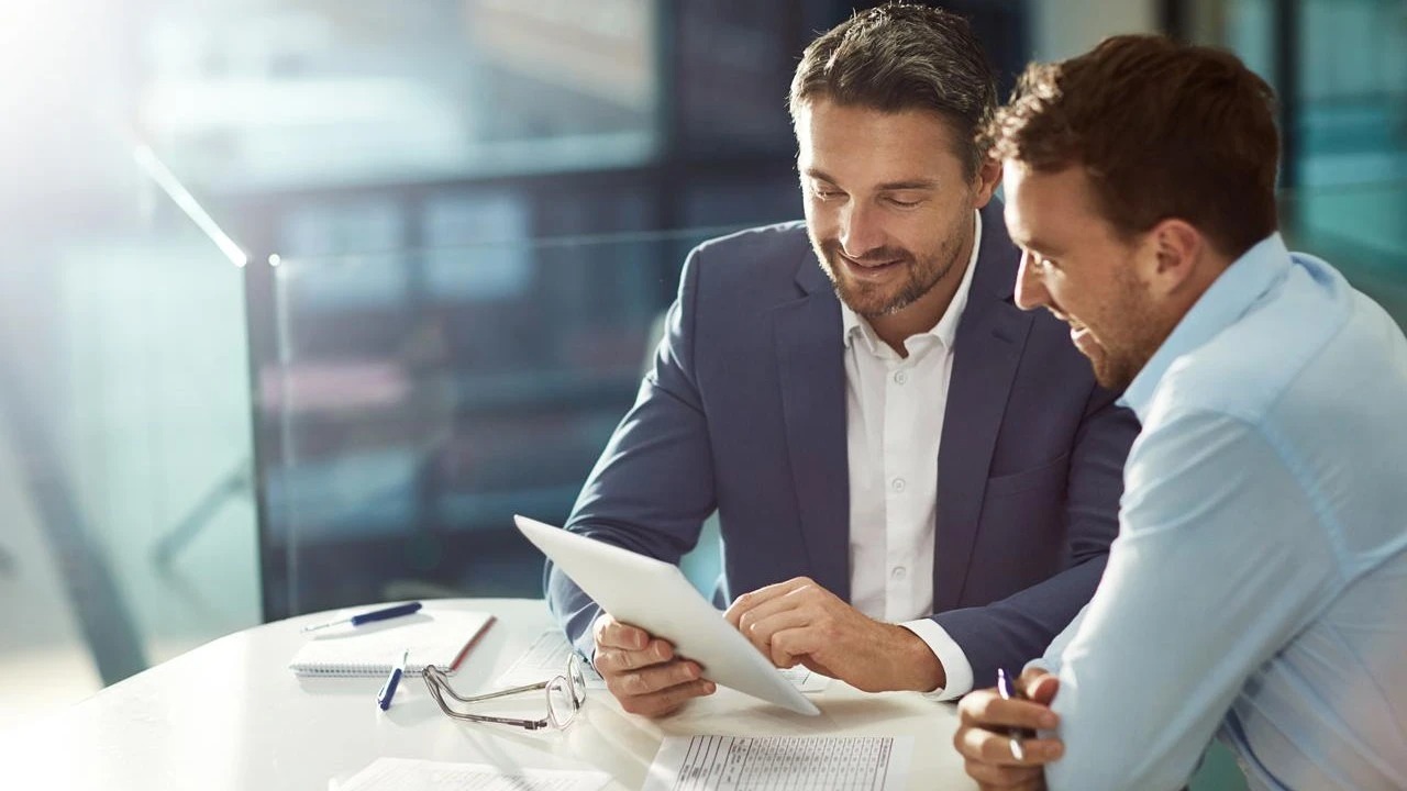 Rent LinkedIn Profile Accounts Without Risk Using Akountify