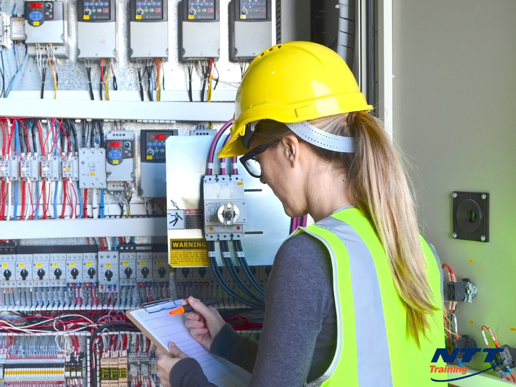 How Revamp Electric Solves Electrical Troubleshooting Challenges in Columbus