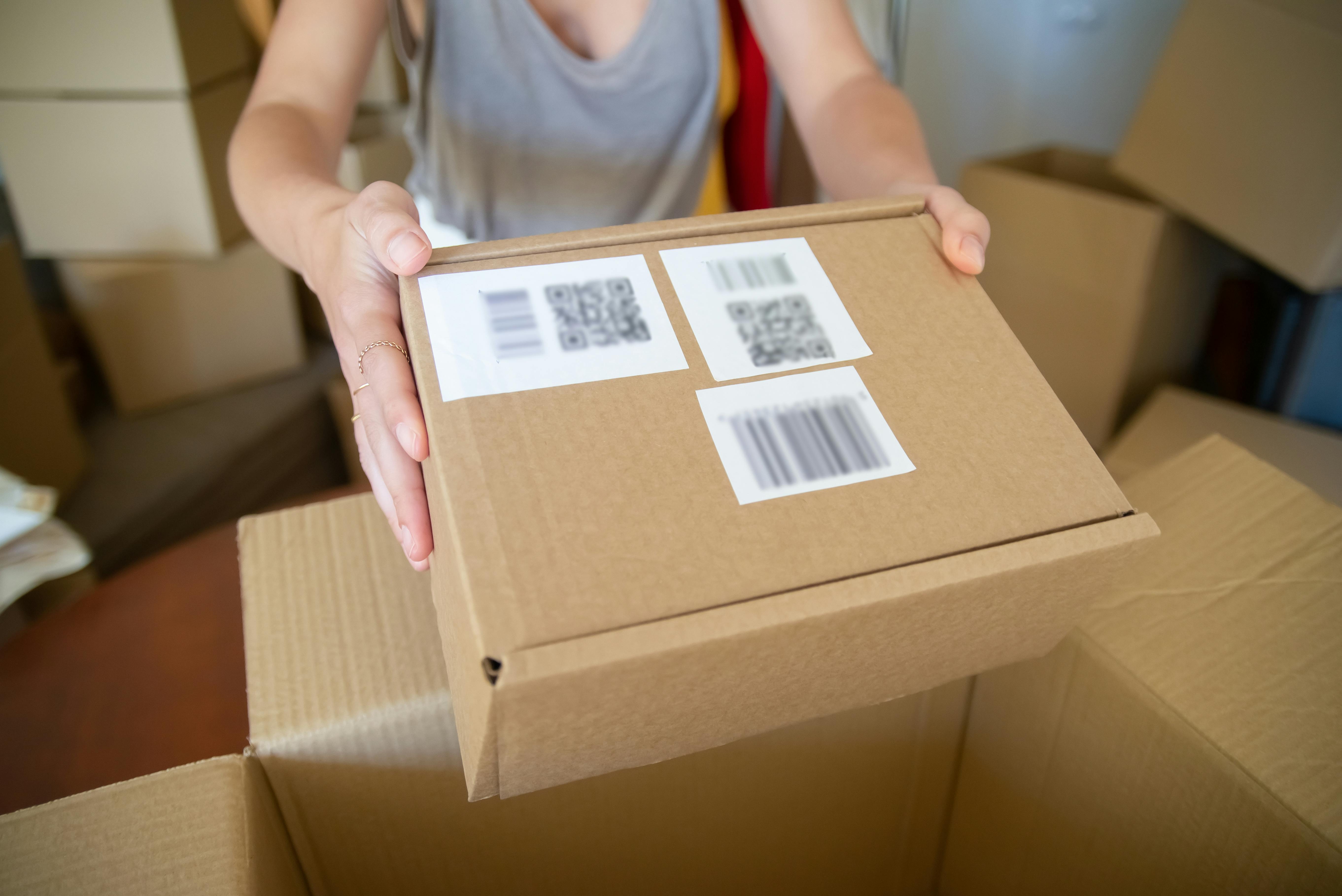 Custom Packaging Boxes with Logo Printing to Boost Brand Recognition