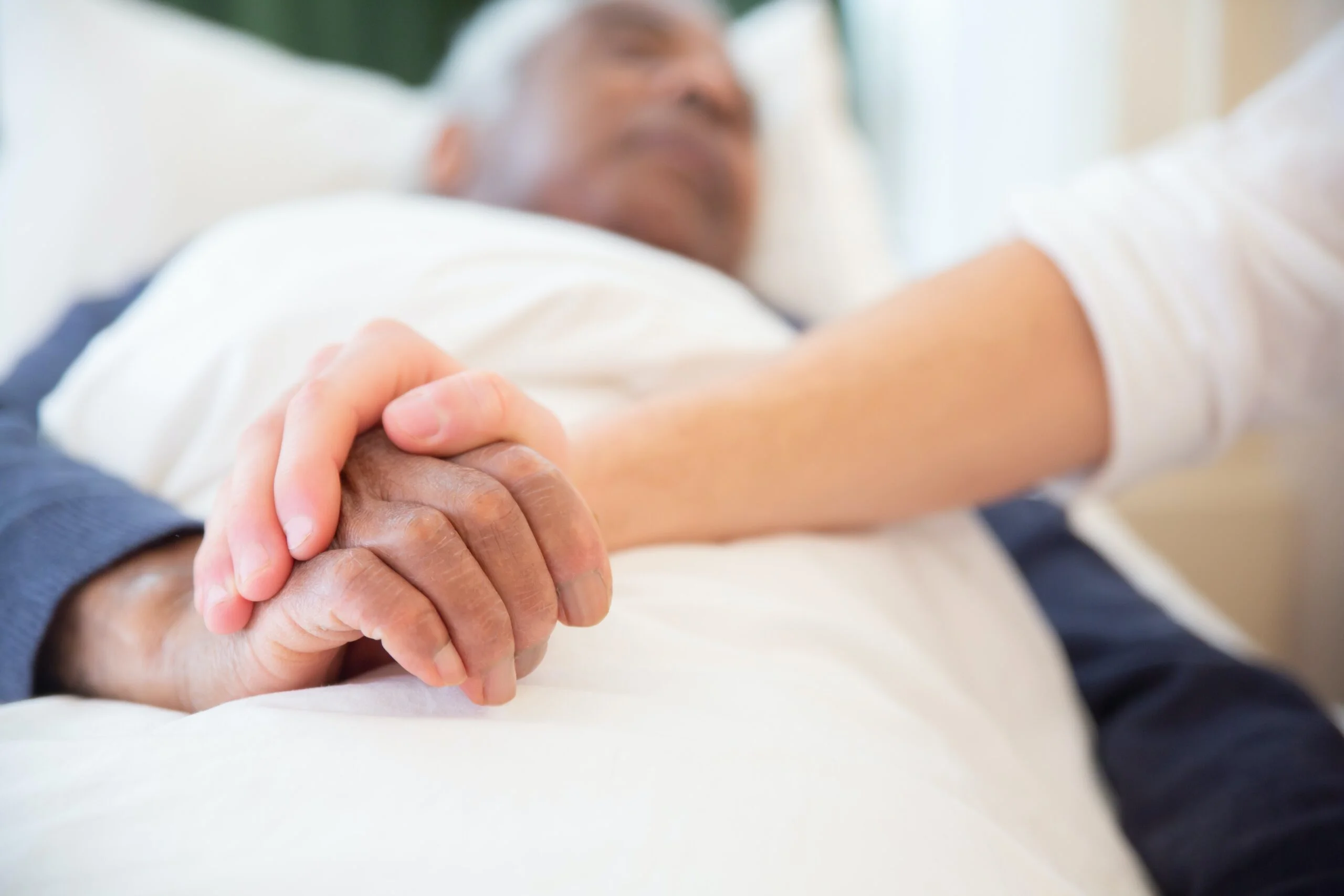 Best Qualities to Look for in an Elderly Care Maid
