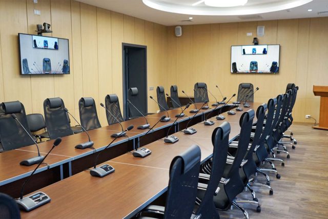 How an AI-Enabled Conference System Enhances Productivity