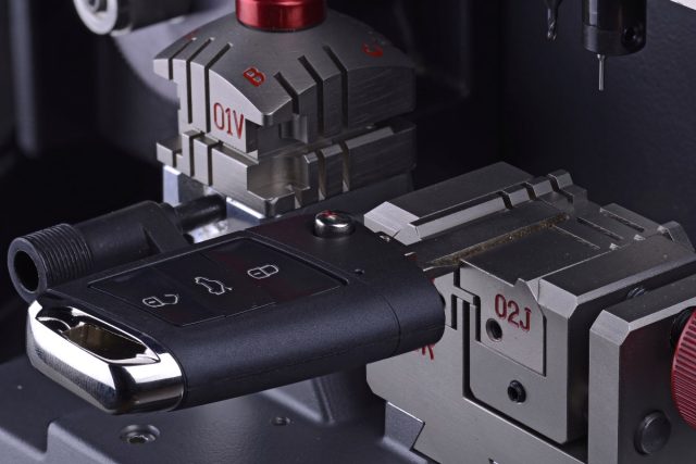 Duplicado de llaves de coche en Valencia por cerrajeros expertos