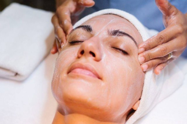 Best Esthetician in Forest Hills – Premium Skincare with Exceptional Care